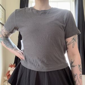 Urban Outfitters Gray‎ Short Sleeve T-Shirt